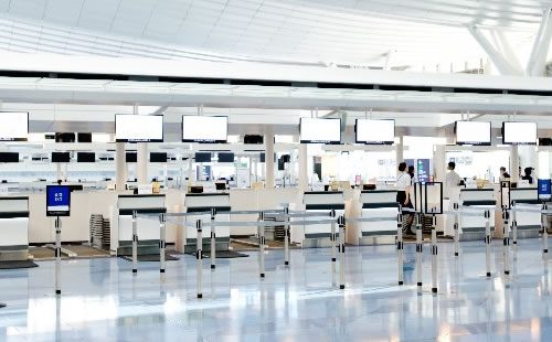 セゾンプラチナ・ビジネス・アメリカン・エキスプレス・カードの魅力的な特典