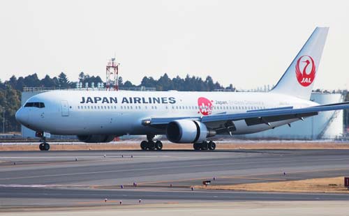 JAL、ANA比較　マイルを貯めるならどっちがいい？