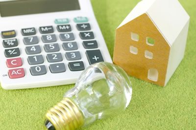 電気料金の支払いでJALマイルが貯まる　JALと新電力会社が提携