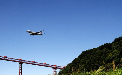 JALマイルに新しい使い方が登場。少ないマイルで行先未定の国内旅行へ