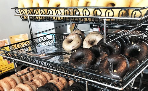 空港ラウンジが同伴者も無料!タイプ別で考えるおすすめのクレジットカード