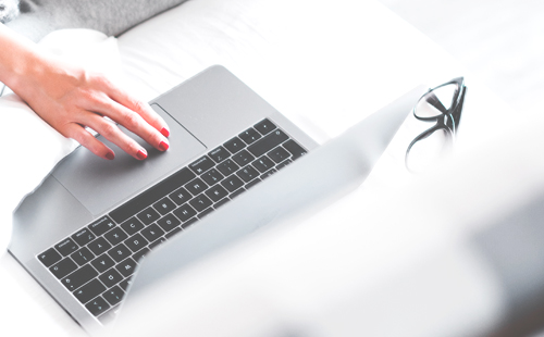 2019年8月の時点ではJALに軍配。ただしANAにも逆転の余地あり